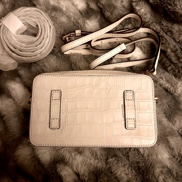 MICHAEL KORS
Jet Set Small white embossed Camera Bag - Picture 3 of 3